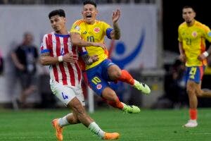 Copa América: La zurda de James prende a Colombia en victoria 2-1 ante Paraguay