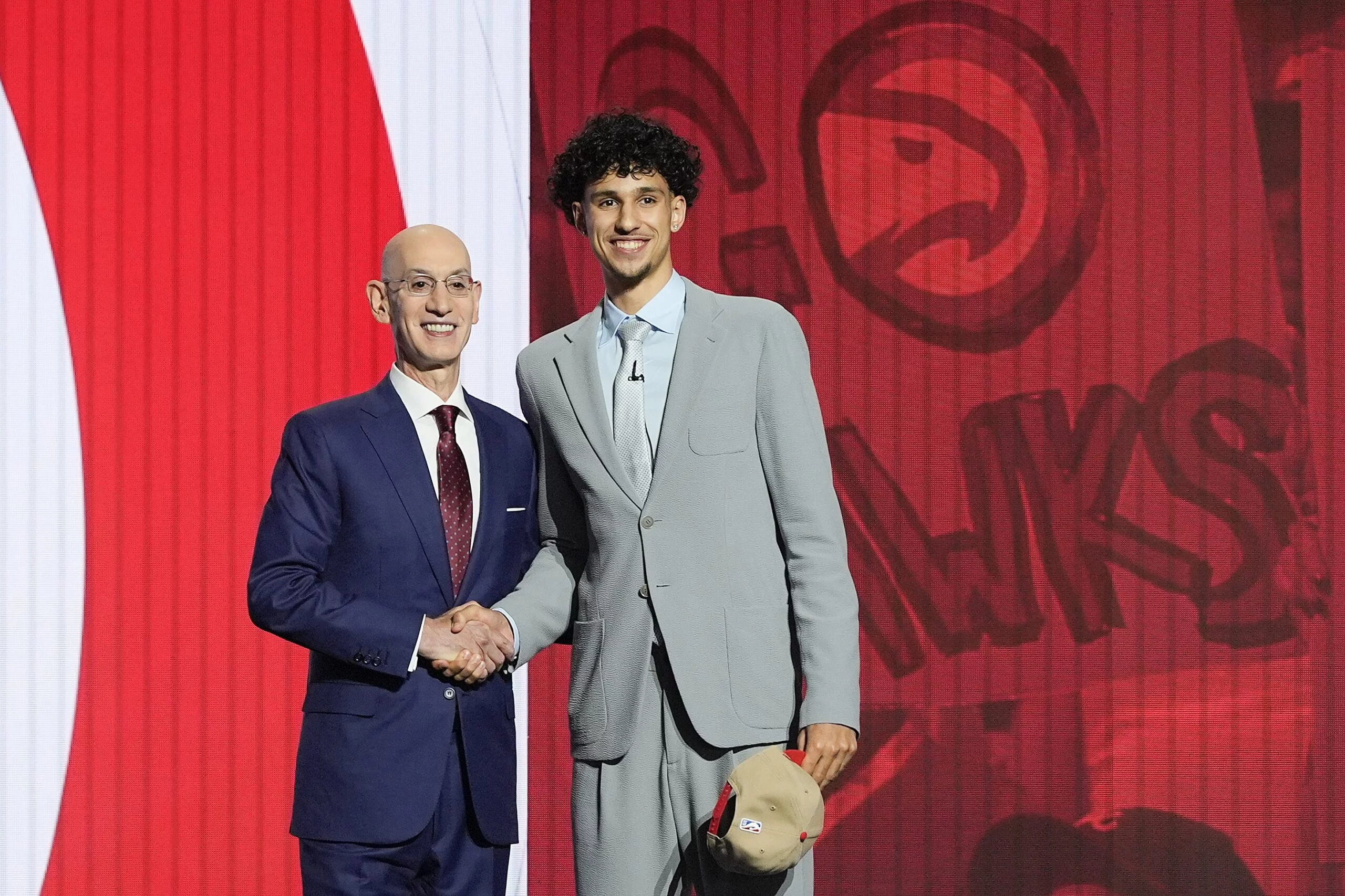 Los Atlanta Hawks eligen al francés Zaccharie Risacher como número uno del draft de la NBA