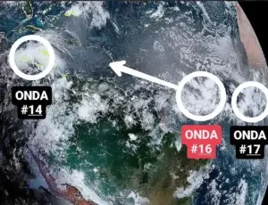 Vigilan tres ondas tropicales con potencial ciclónico