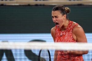 Sabalenka y Rybakina avanzan a octavos en el Abierto de Francia