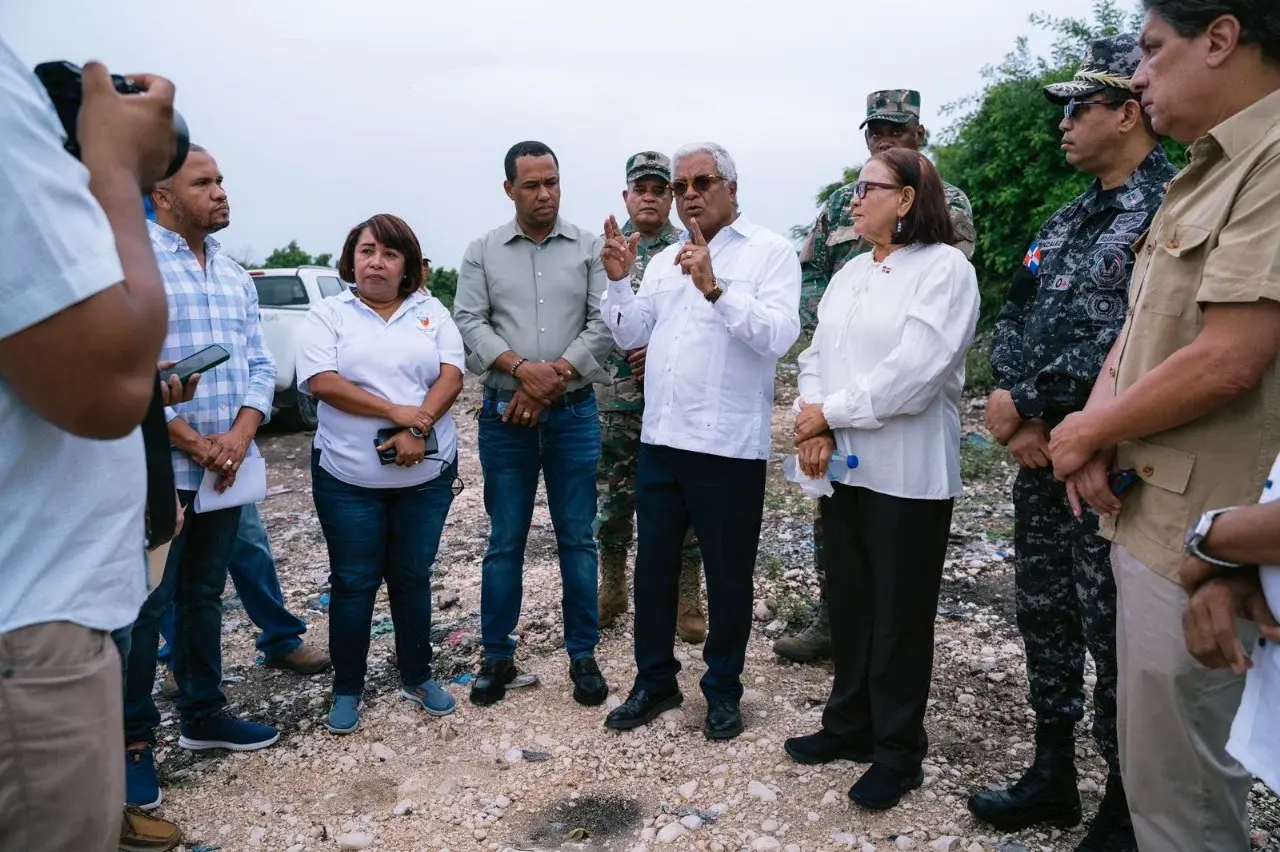 CEA elimina vertedero en entorno aeropuerto de Barahona para dar paso a construcción Parque Industrial