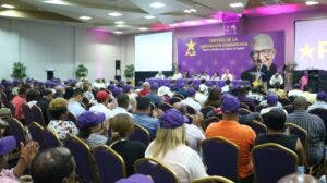 Dirigentes del PLD se preparan para participar en el X Congreso