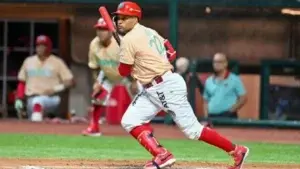 Robinson Canó es líder bate LMB; 10 dominicanos batean sobre 300