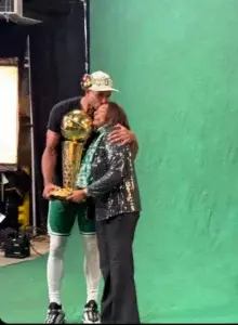 El emotivo mensaje de la madre de Al Horford