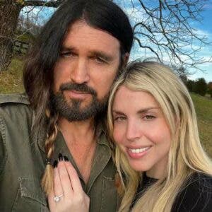 El cantante Billy Ray Cyrus y Firerose se separan tras siete meses de matrimonio