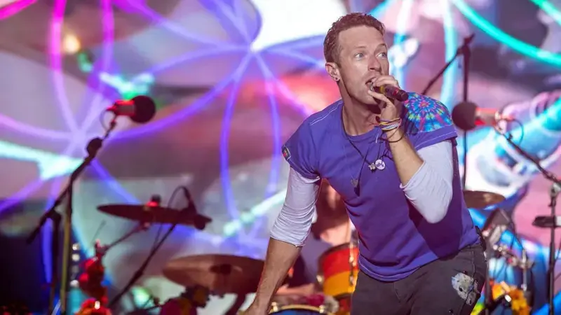 Por qué la banda de rock británica Coldplay pasó de ser «repudiada» a convertirse en el grupo más exitoso del siglo XXI