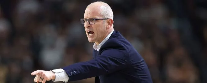 Lakers preparan una oferta a Dan Hurley de UConn, según fuentes