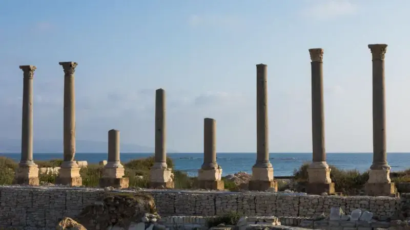 «No sabes cuándo te bombardearán»: el paradisíaco pueblo del Mediterráneo en medio del conflicto entre Israel y Hezbolá donde ya solo quedan 100 habitantes