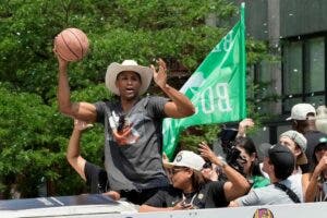 Boston se lanza a la calle para celebrar el título 18 de los Celtics