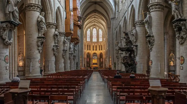 La Iglesia católica belga investigará abusos sexuales a partir del testimonio de víctimas
