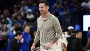 JJ Redick suena como posible entrenador de los Lakers