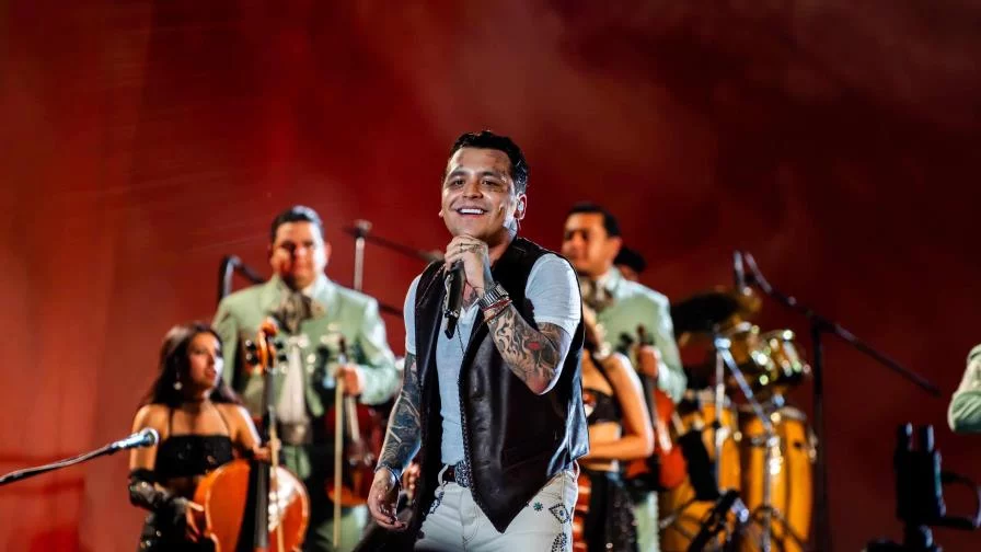 Christian Nodal debuta en República Dominicana