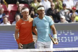 Nadal gana el partido de dobles junto a Ruud