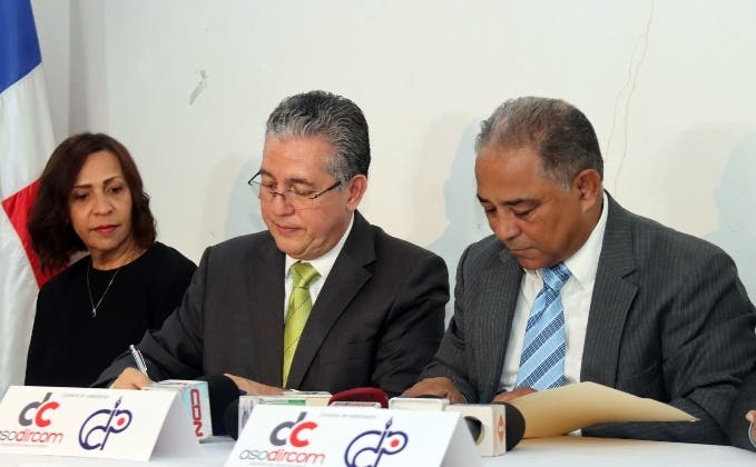 CDP y Asodircom firman convenio de colaboración