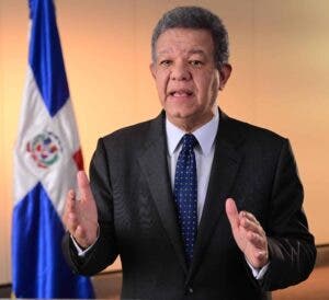 Leonel Fernández será observador en Venezuela