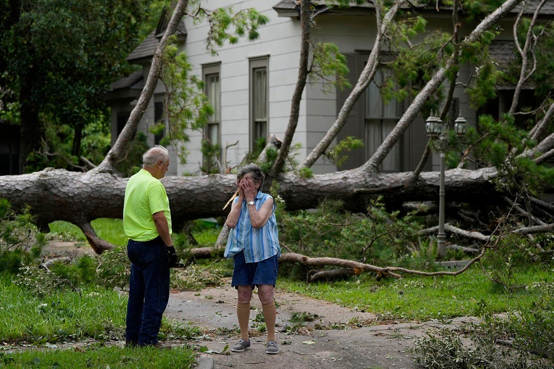 Al menos ocho muertos por Beryl en EEUU y continúa el apagón en Texas