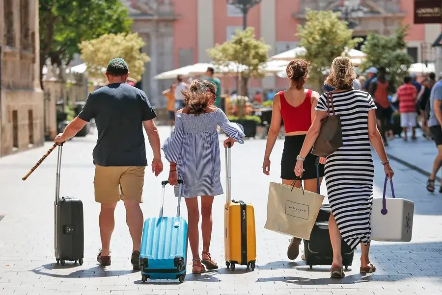 Cómo no caer en las ciberestafas en viajes de vacaciones