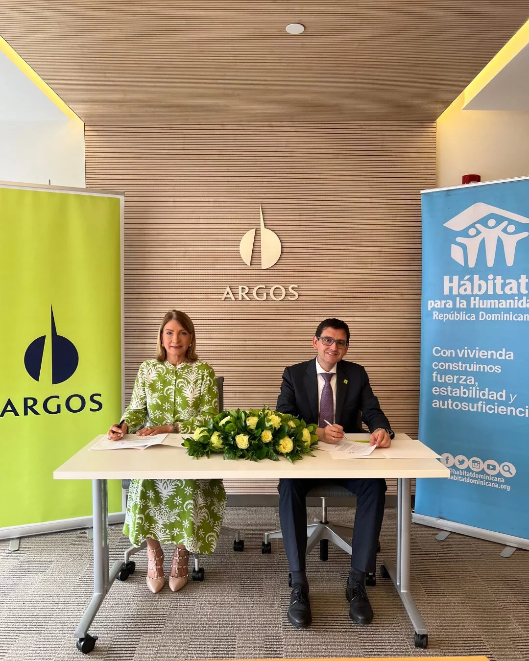 Argos Dominicana y Hábitat para la Humanidad se unen para expandir el programa Hogares