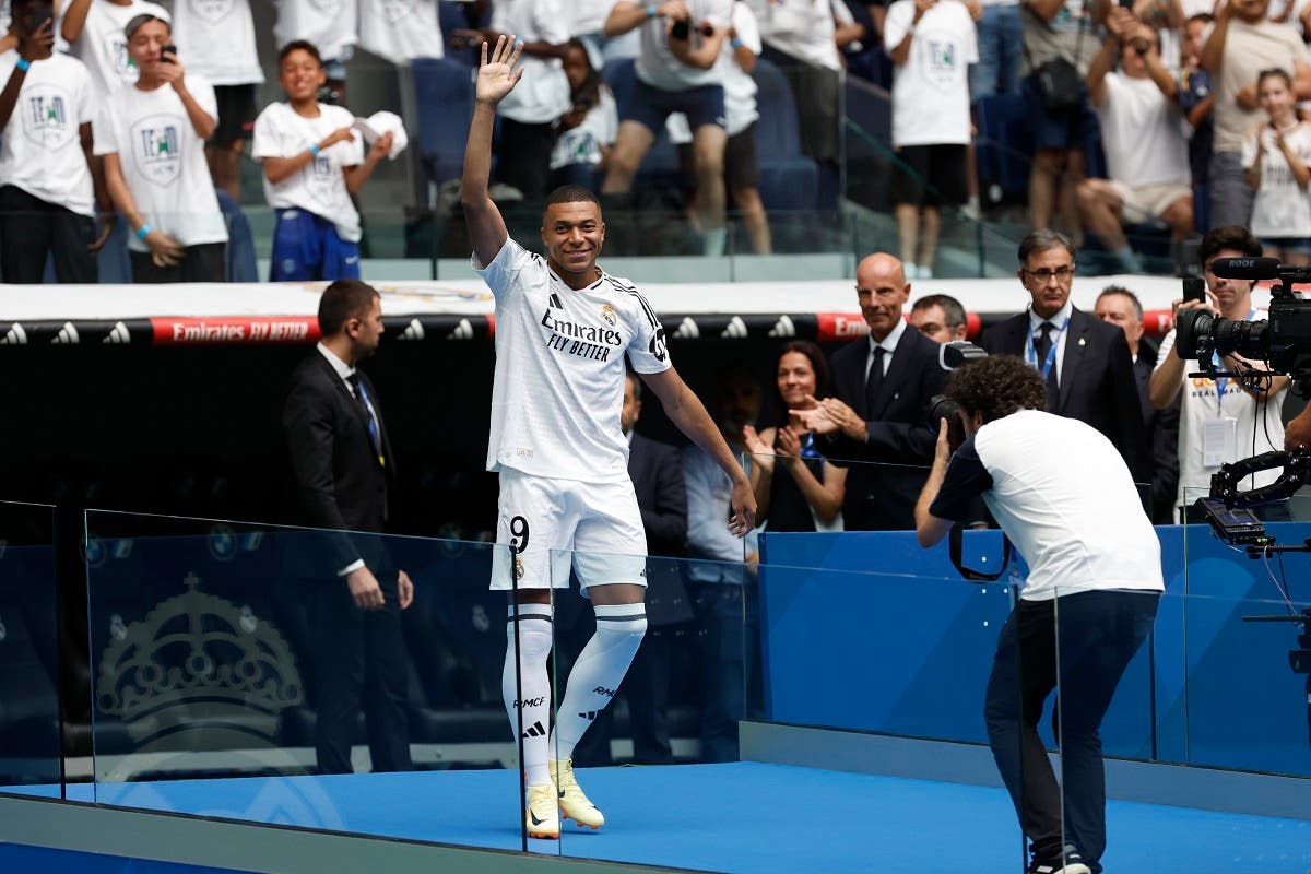 Kylian Mbappé ya viste el uniforme del Real Madrid