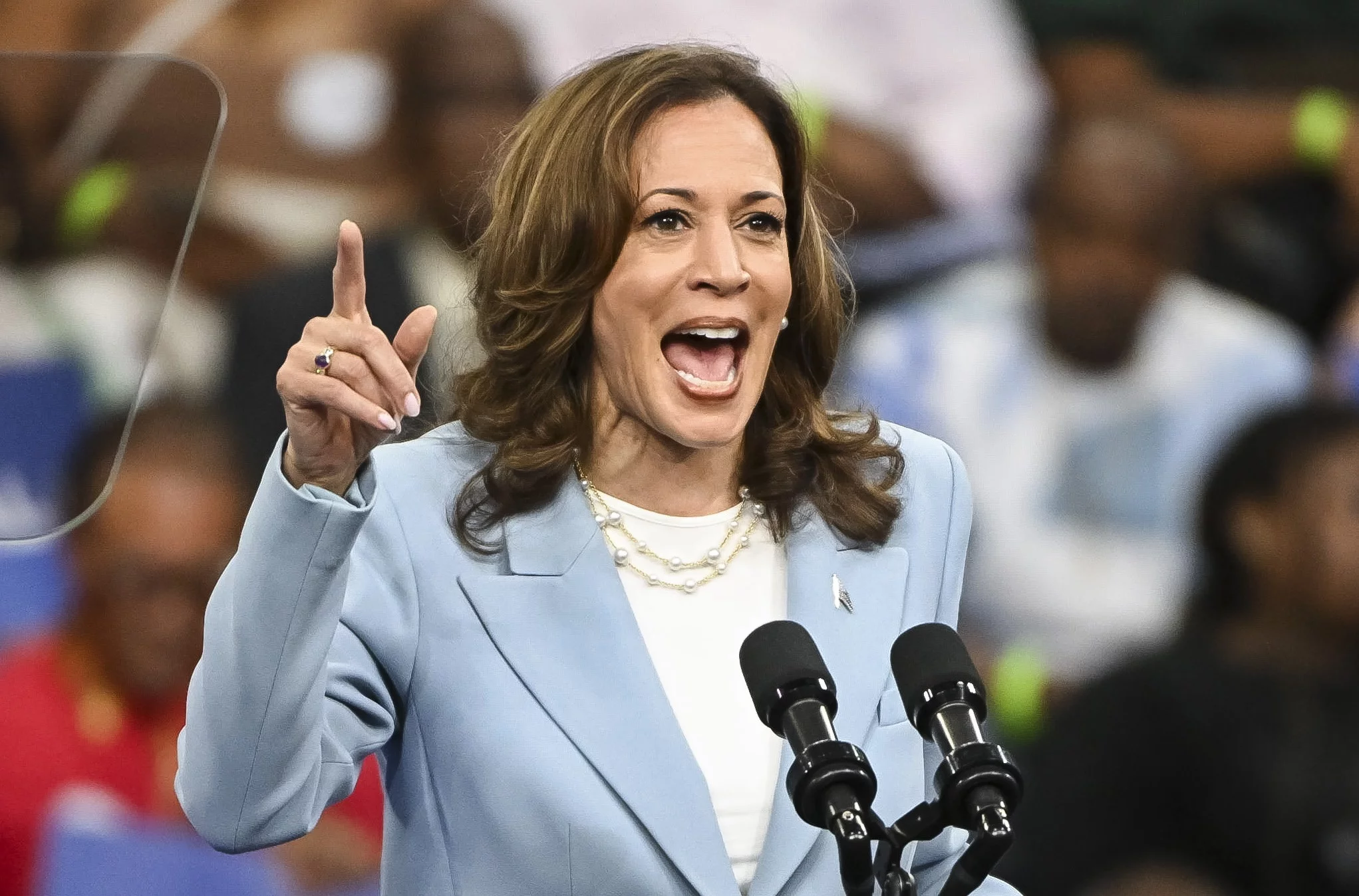 Kamala Harris manda mensaje a Trump: “Si tienes algo que decirme, dímelo en la cara