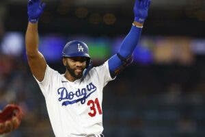 Dodgers obtienen nuevamente a Amed Rosario en canje con Rays