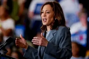 Harris contra Trump, un pulso al machismo y racismo latentes en la política de Estados Unidos