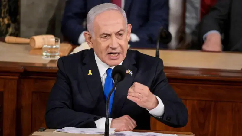 «Son los tontos útiles de Irán»: el desafiante mensaje de Netanyahu a quienes protestan contra Israel