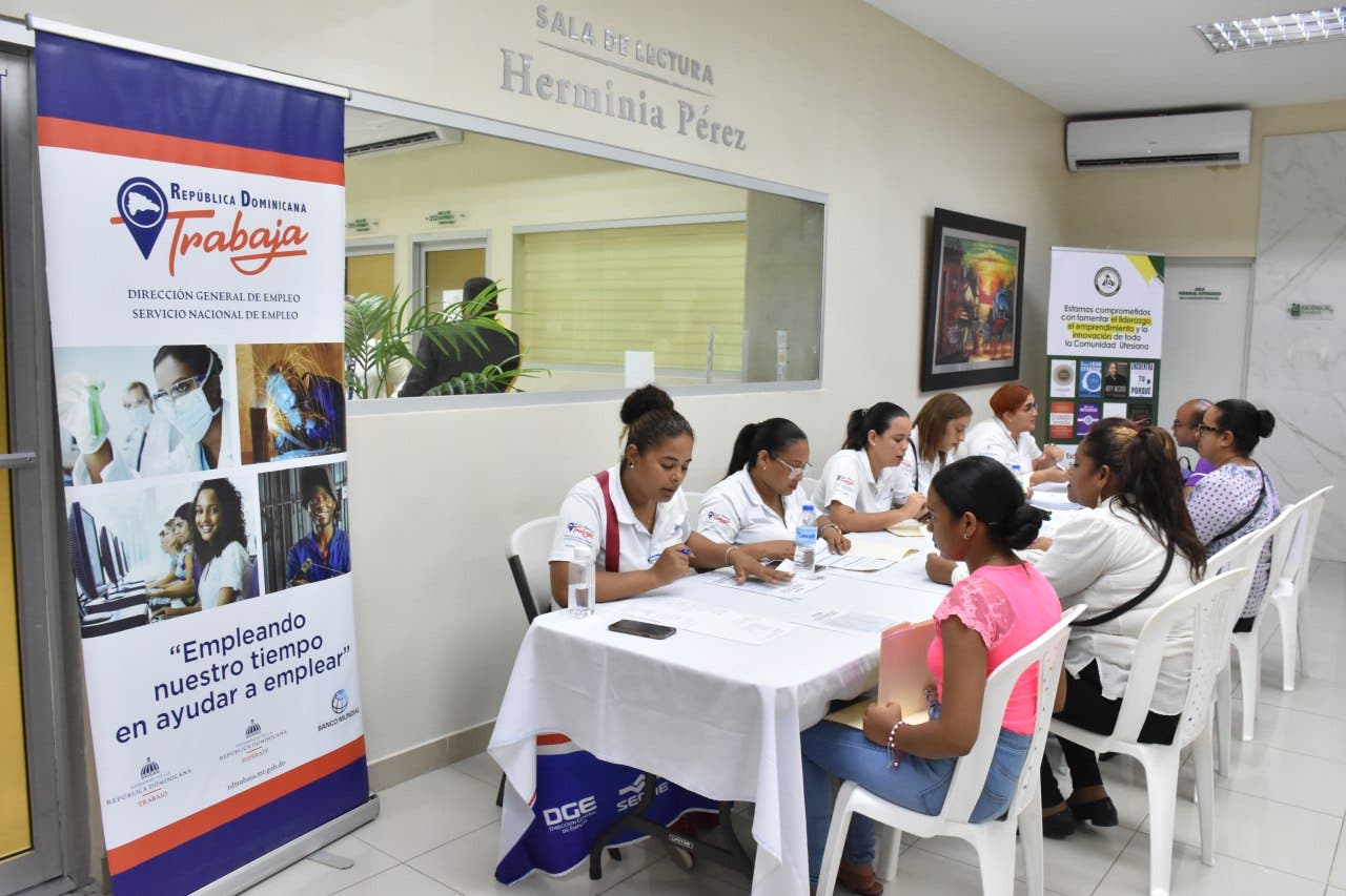 Ministerio de Trabajo invita a jornada y feria de empleo para Santo Domingo Este y Santiago
