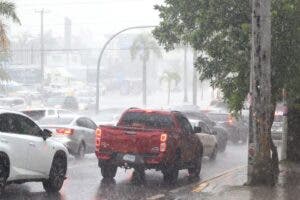 Aguaceros, tormentas eléctricas y ráfagas de viento en horas de la tarde este sábado