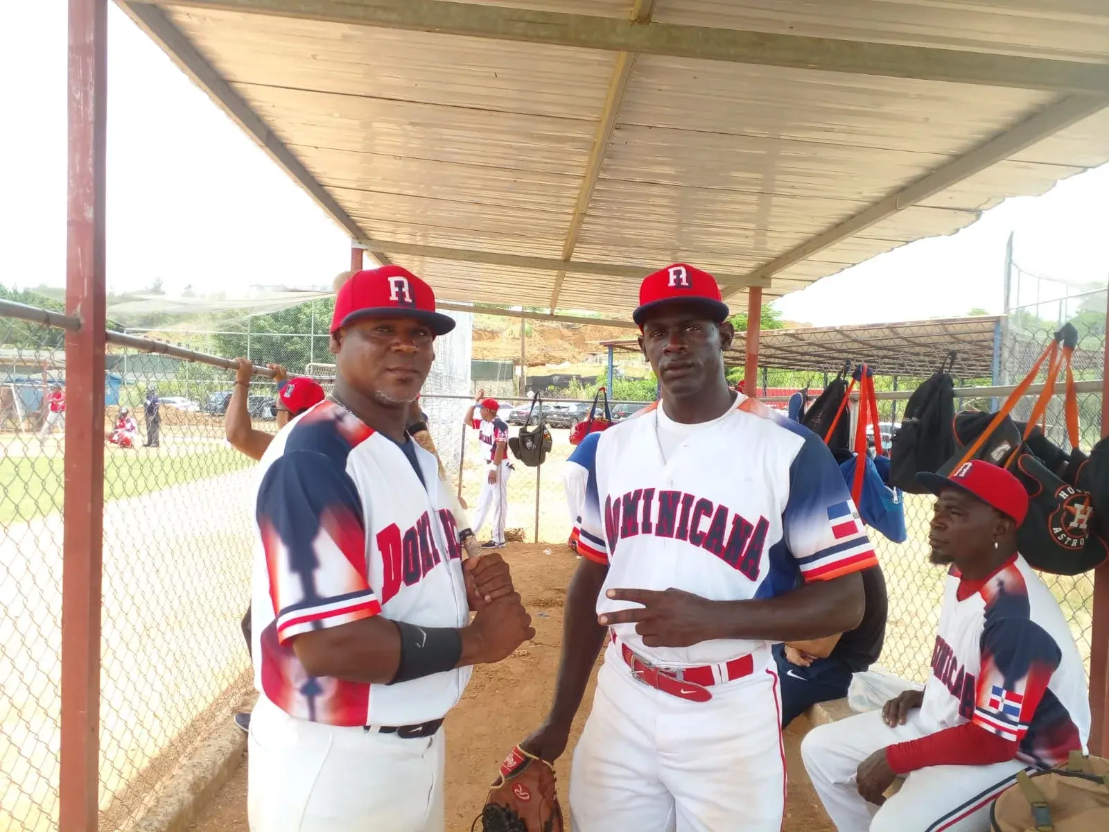 Estrellas de Herrera extiende invicto 6-0 en torneo béisbol Viejas Glorias