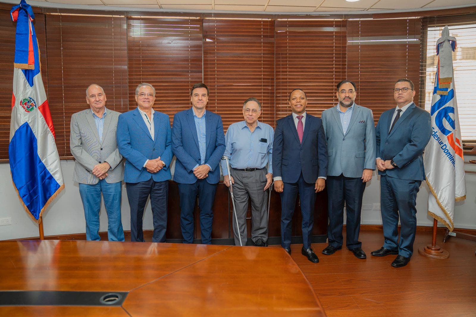 Marranzini posesiona a nuevo Gerente General de Edesur Dominicana