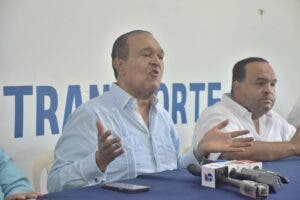 CONATRA pide a transportistas del Cibao desistir de paro convocado para este martes