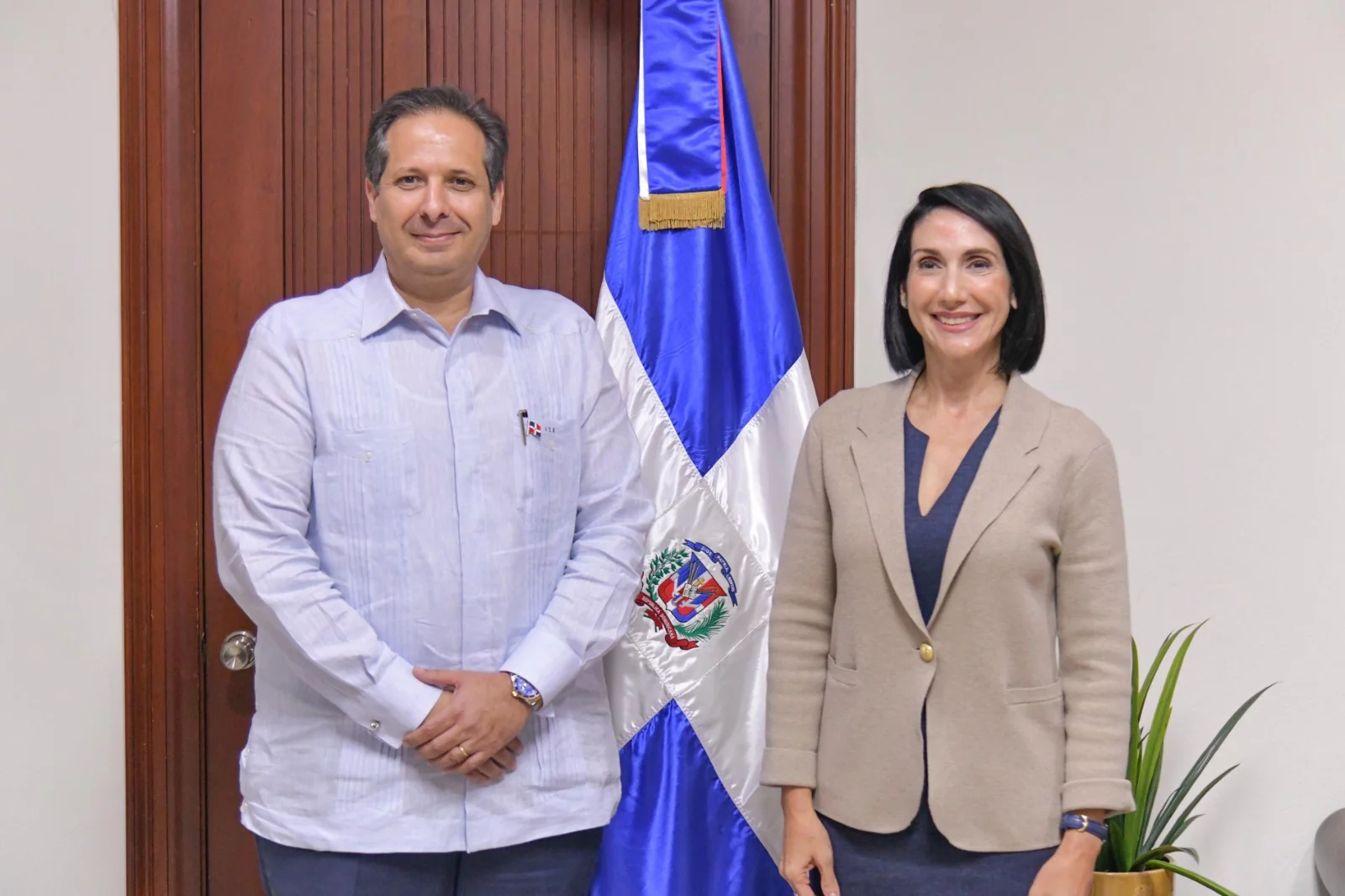 Centro de Contacto de Salud Mental estará disponible de 8 de la mañana a 12 de la medianoche