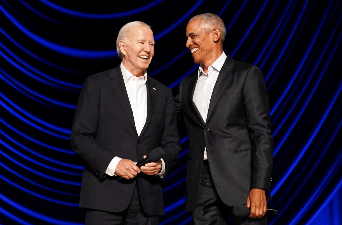 Obama cree que Biden debe reconsiderar el futuro de su candidatura, según el Post