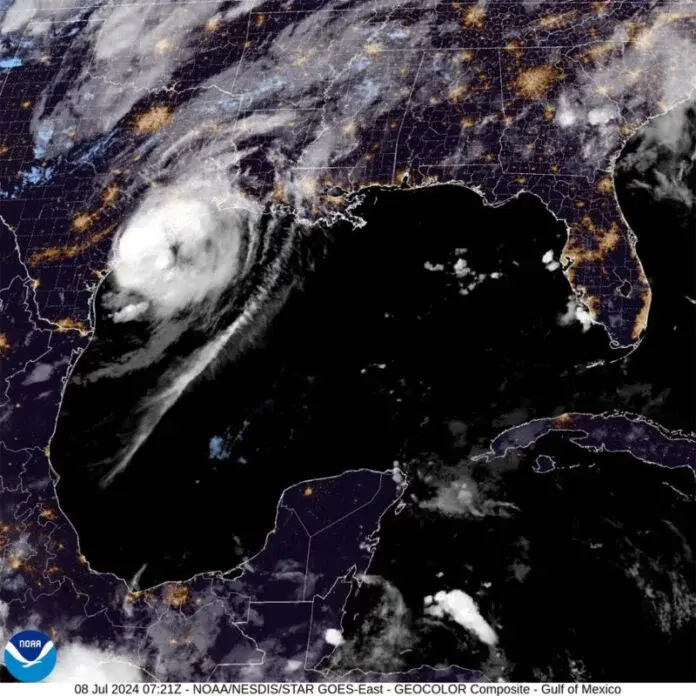 Beryl deja ya un muerto en Texas, dos millones sin energía y cientos de vuelos cancelados