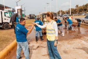 Carolina Mejía: «trabajamos para dejar el malecón normalizado a la brevedad posible»