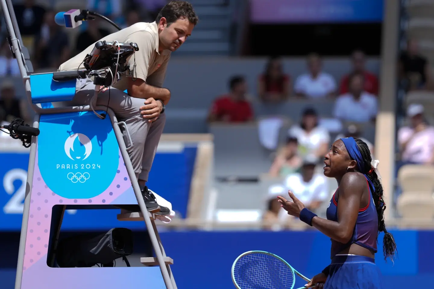 Coco Gauff pierde una discusión con el juez de silla y un partido contra Donna Vekic