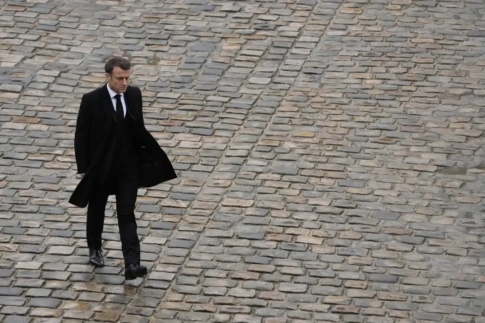 Emanuel Macron: De exitoso debutante político a presidente debilitado