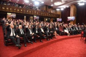 Asamblea Nacional aprueba presidente Luis Abinader y vicepresidenta Raquel Peña se juramenten en el Teatro Nacional