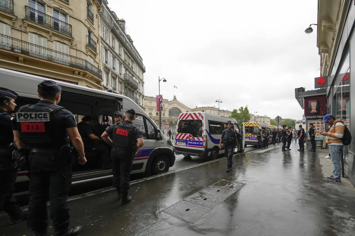 Los trenes saboteados y las lluvias previstas hacen que los Juegos Olímpicos de París tengan un comienzo más complicado de lo esperado