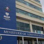 Gobierno ordena jornada laboral reducida por lluvias y alertas en el país