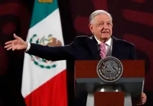 López Obrador lanza el Fondo de Pensiones y promete jubilaciones con sueldo completo