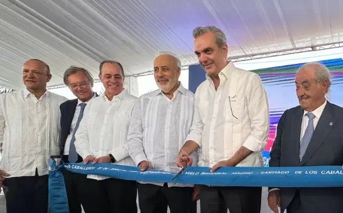 Periodistas internacionales visitan la ciudad Santiago