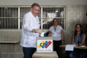 González Urrutia confía en que la Fuerza Armada hará respetar el resultado electoral