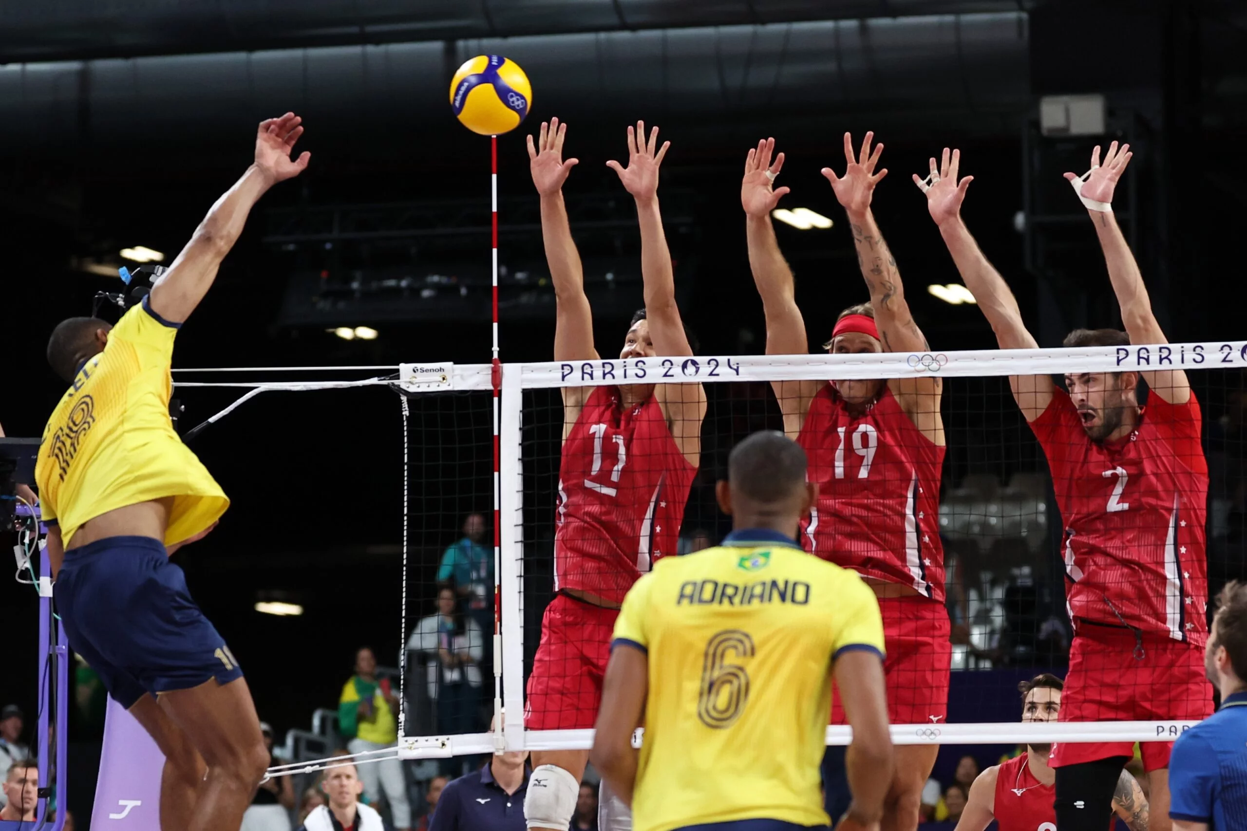 USA se mide ante Polonia en voleibol Juegos París