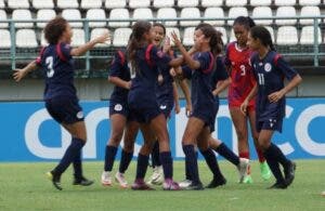 Asenjo, dos goles, guía RD 2-0 sobre rival Islas Caimán