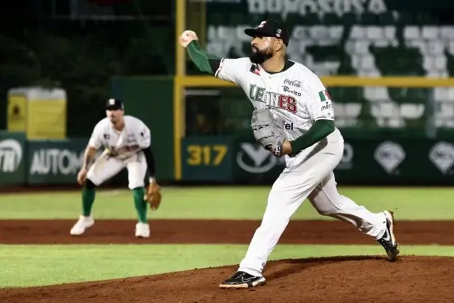 El dominicano César Valdez da triunfo a los Leones de Yucatán en el béisbol mexicano