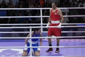 Boxeadora rompe la nariz de su rival, quien se retira a los 46 segundos: «Jamás sentí un puñetazo así»