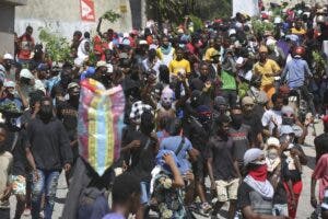 Cientos de personas en Puerto Príncipe se manifiestan en contra de la violencia en Haití