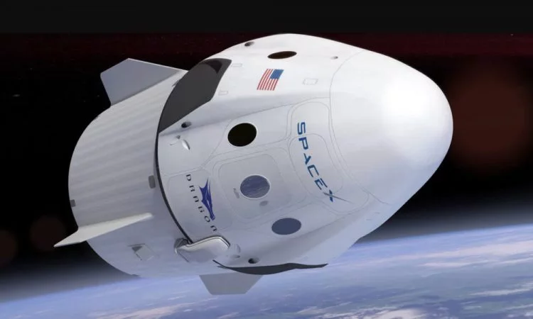 SpaceX lanzará el 26 de agosto misión que intentará la primera caminata espacial privada